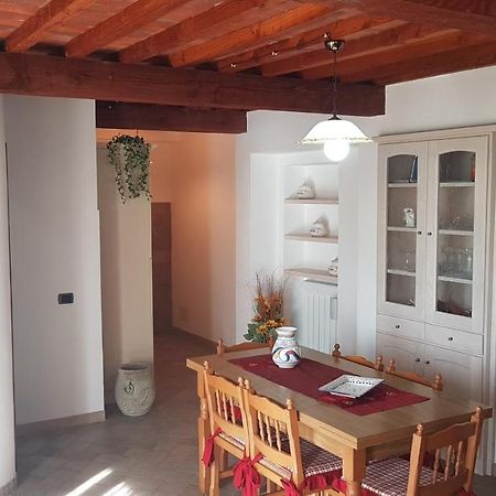 Beautiful Apartment With Exclusive Garden And Terrace Монтеверді-Мариттімо Екстер'єр фото