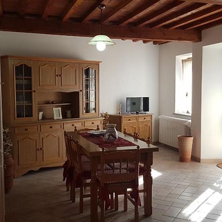 Beautiful Apartment With Exclusive Garden And Terrace Монтеверді-Мариттімо Екстер'єр фото