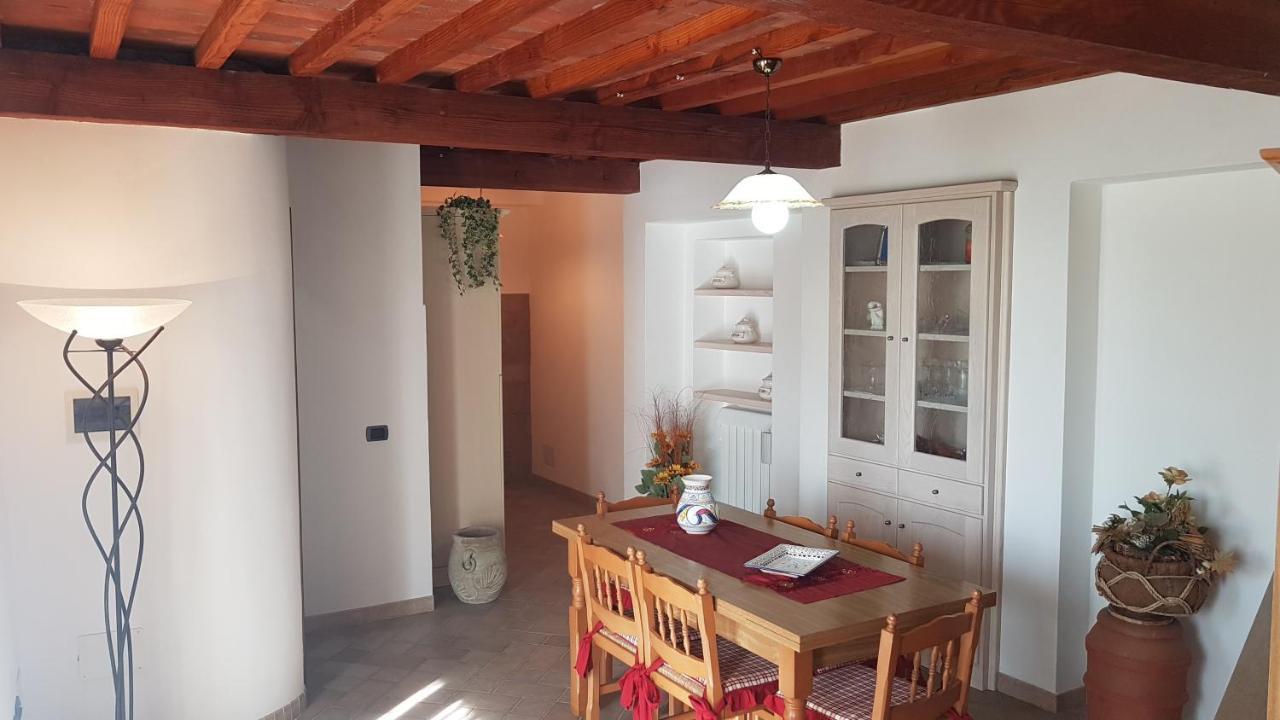 Beautiful Apartment With Exclusive Garden And Terrace Монтеверді-Мариттімо Екстер'єр фото